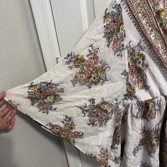 Angie V-Neck Flutter Sleeve Tie Front Top - Picture 14 of 16